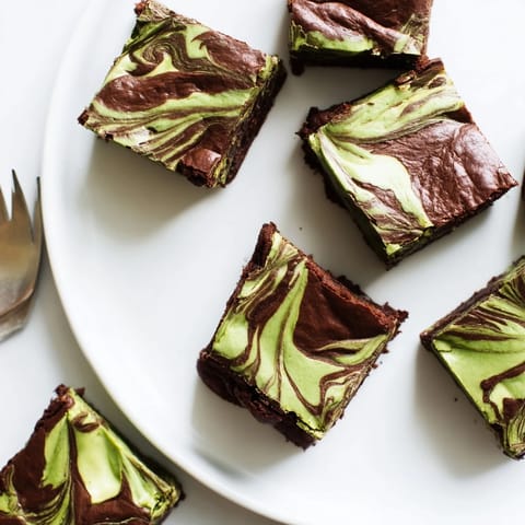 Matcha Cheesecake Swirl Brownies