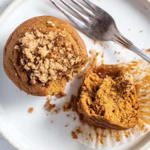 Deliciously spiced muffins with maple flavors, perfect for breakfast or a snack.  